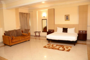 Отель BWC hotel  Лагос